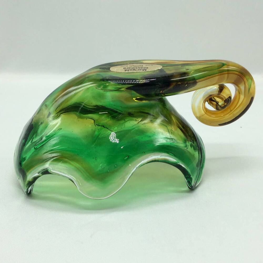 Art Glass Dish by Marigold Glassware Co. - Picture 3 of 7